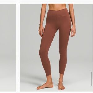 Lululemon Instill high rise right. 25”. Great condition